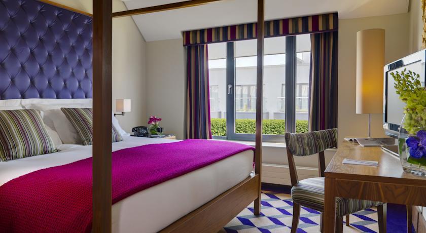 The Fitzwilliam Hotel Дъблин Екстериор снимка A bedroom at the hotel