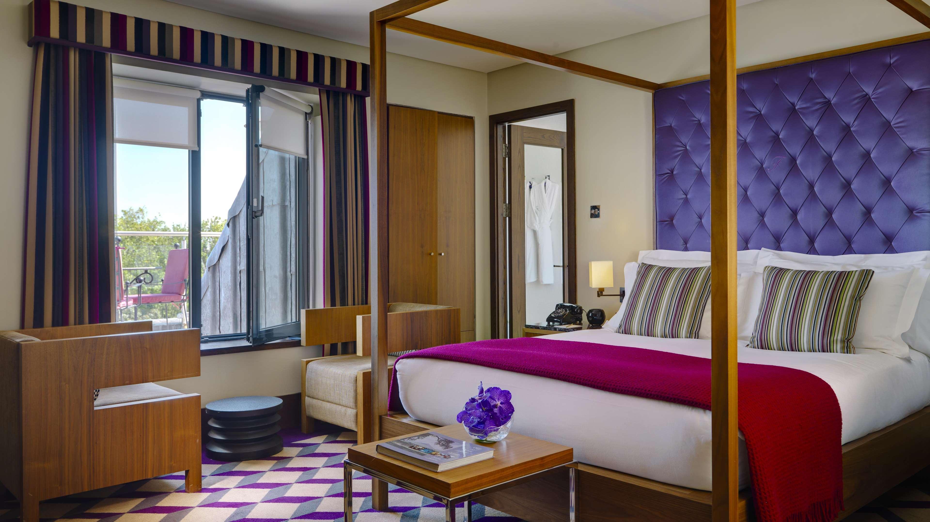 The Fitzwilliam Hotel Дъблин Екстериор снимка A suite at the hotel