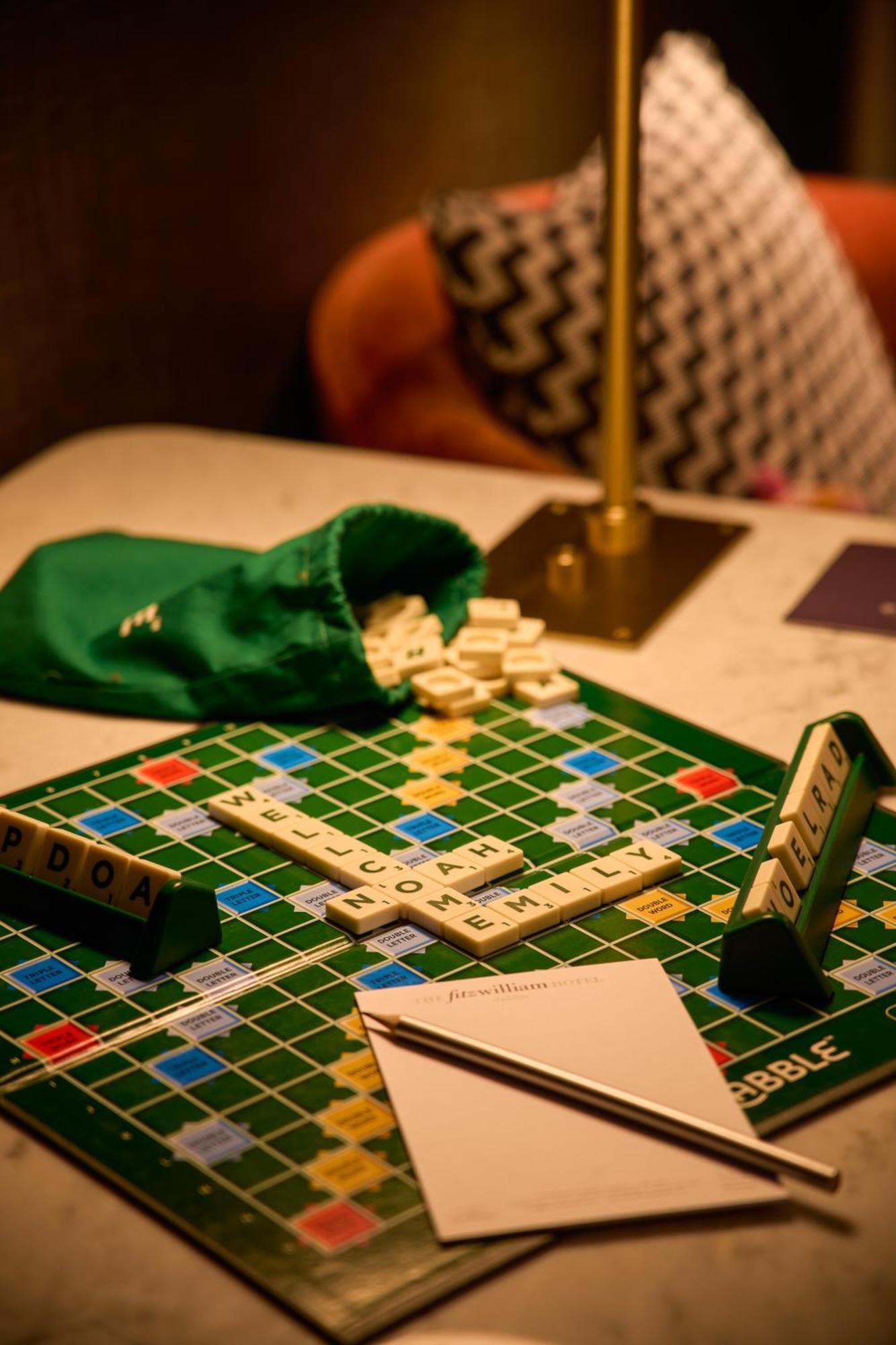 The Fitzwilliam Hotel Дъблин Екстериор снимка A game of Scrabble