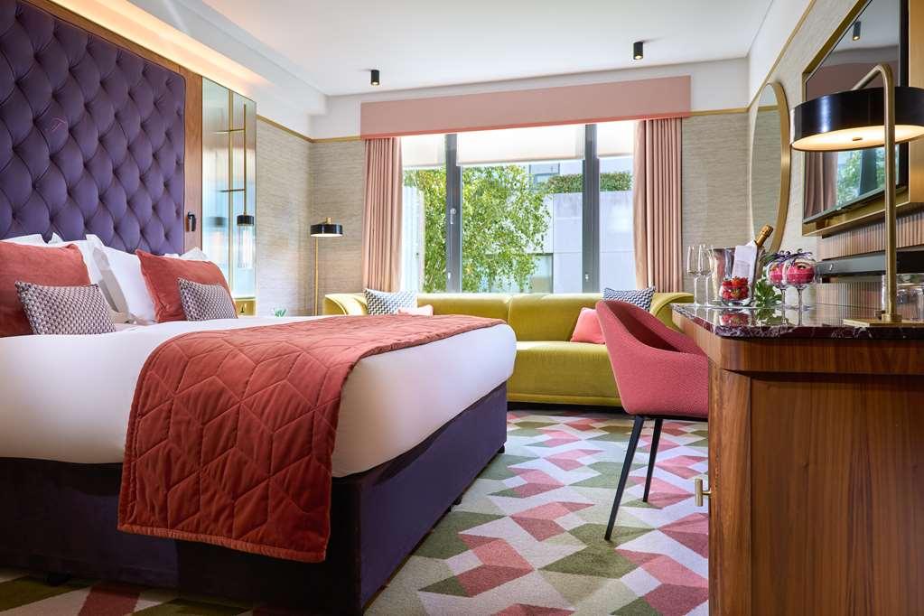 The Fitzwilliam Hotel Дъблин Стая снимка A room at the London West End